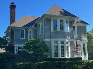 206 E Center Ave, Lake Bluff, IL