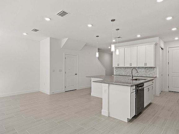 5th image of 4250 Sonoma Oaks Cir