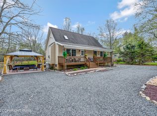 52 Tennyson Cir, Albrightsville, PA 18210