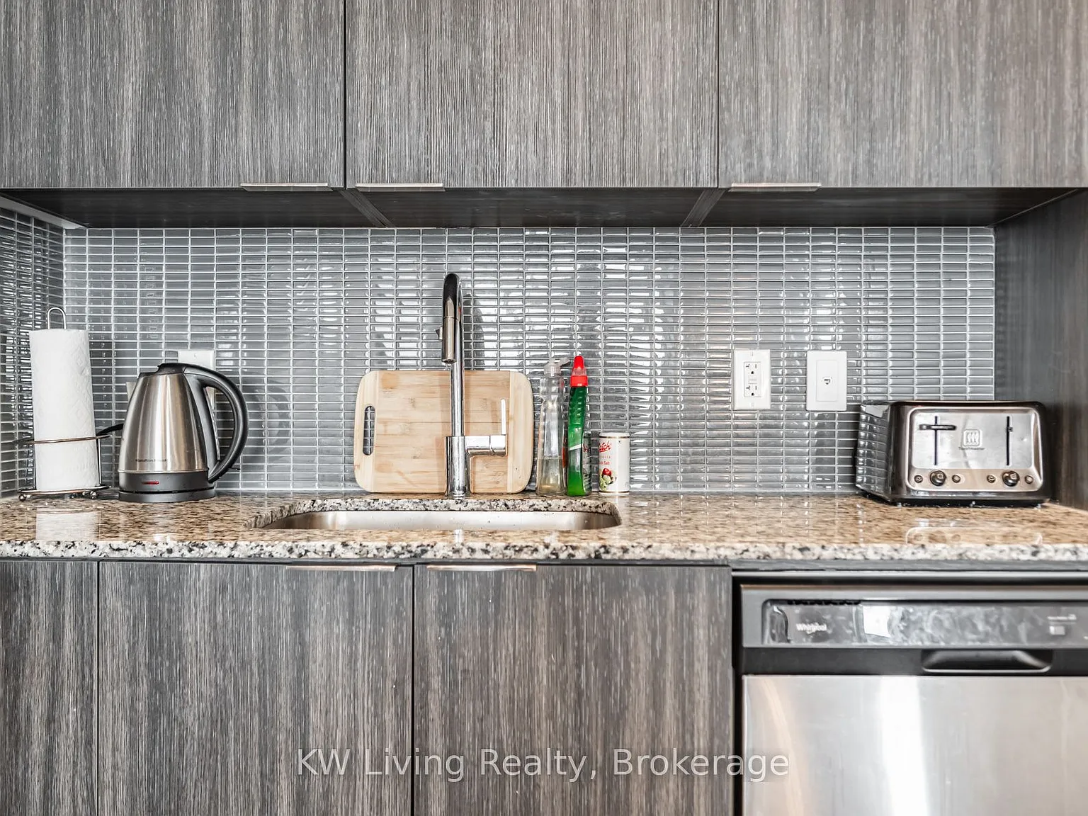2 bed, $2,550 — Photo 3
