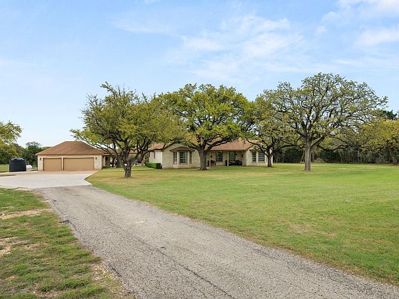 4th image of 344 Patricia Rd