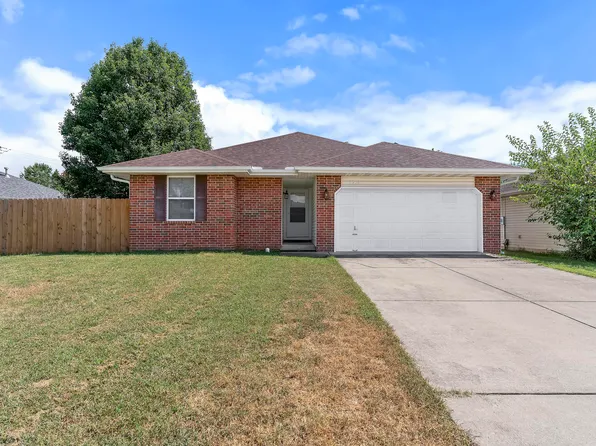 3208 W Scott Street, Springfield, MO 65803