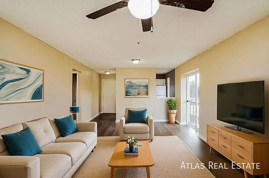 New to Market with $1,000 Gift Card! — Photo 2