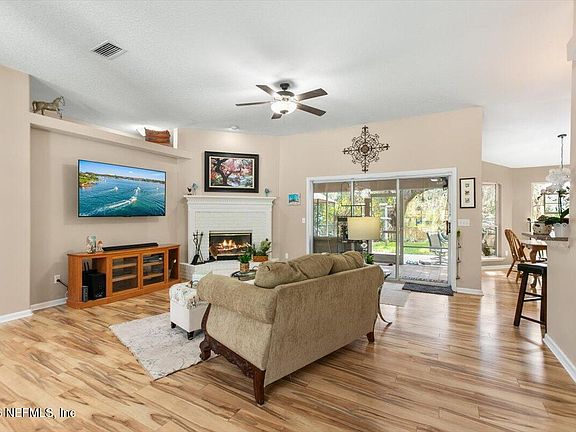 5th image of 5240 CAMELOT FOREST Drive