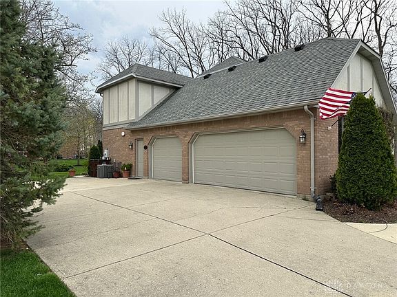 3rd image of 1934 Laurel Creek Dr