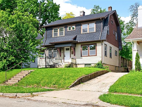 2nd image of 49 Woodcrest Ave