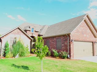 2000 Timber Xing, Yukon, OK 73099