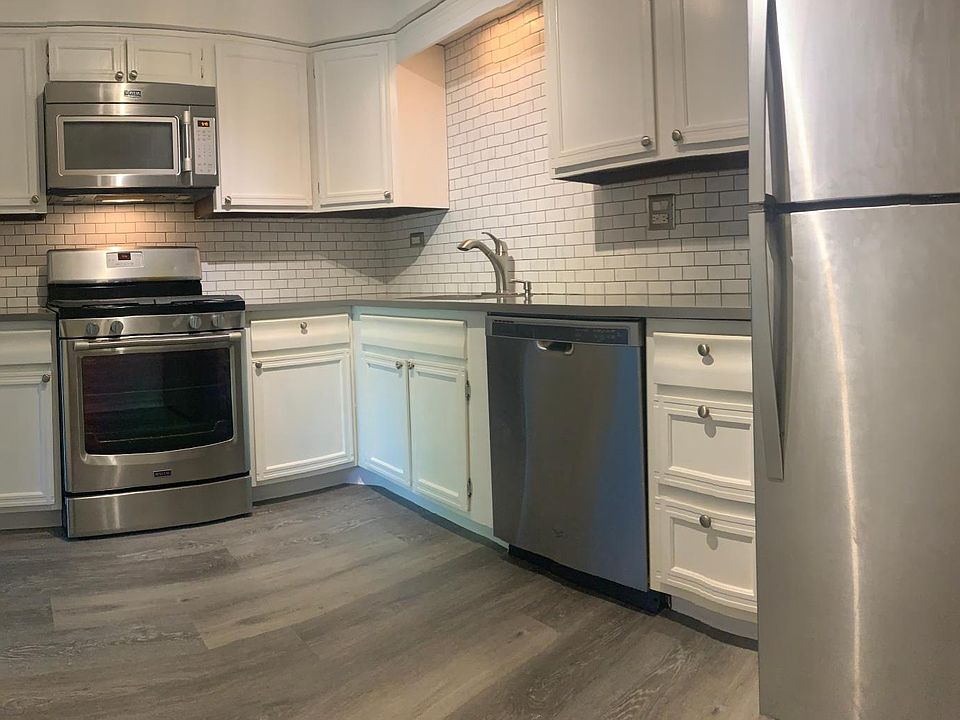 1st image of 1250 Park Ave W