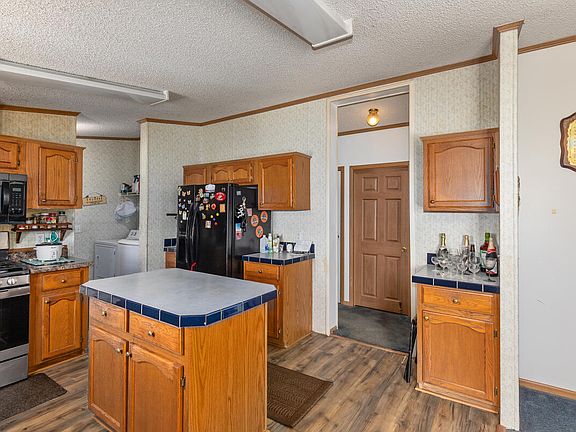 2nd image of 3839 Belding Rd
