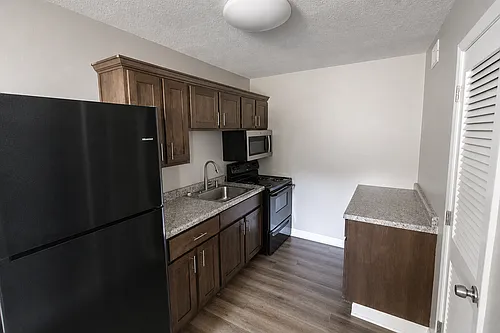 1612 Richardson St #1 Photo 1