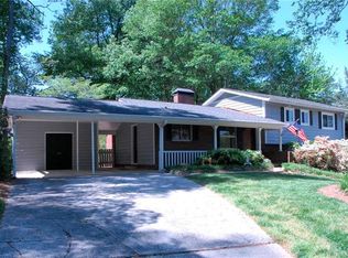 630 Carriage Dr NE, Sandy Springs, GA 30328
