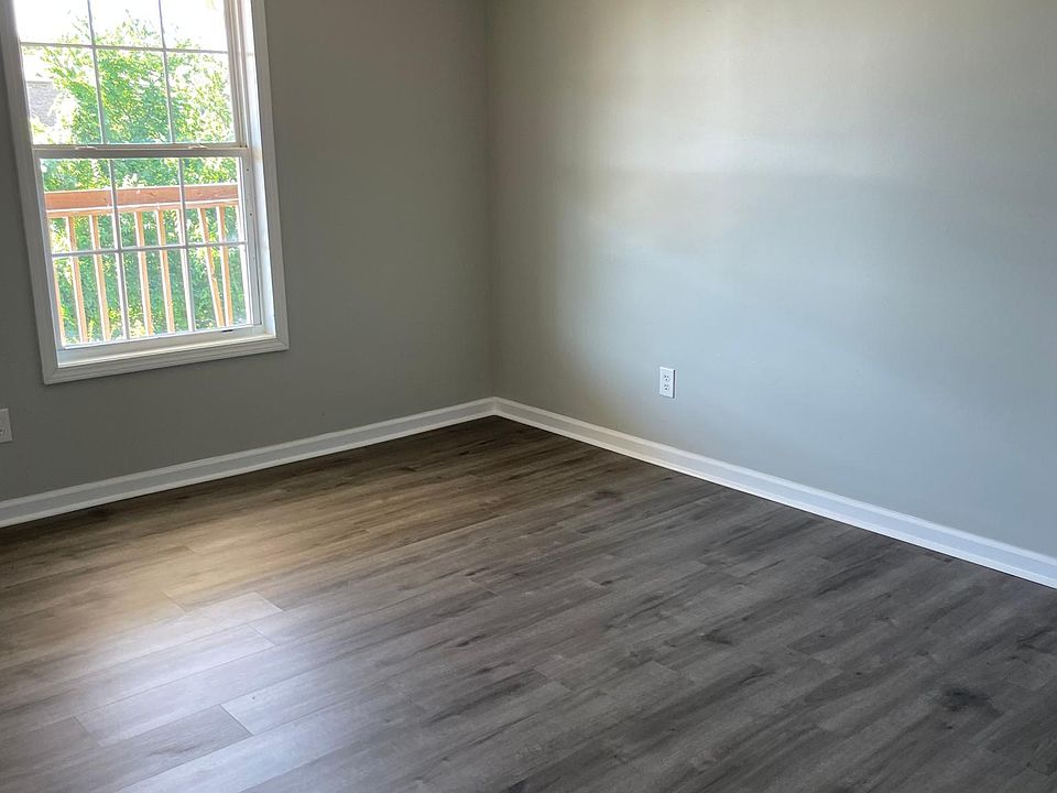 1st image of 166 S Killarney Ln APT 11
