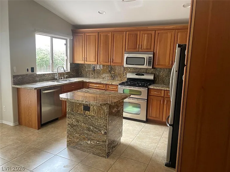 10971 Civiletti St — Photo 7