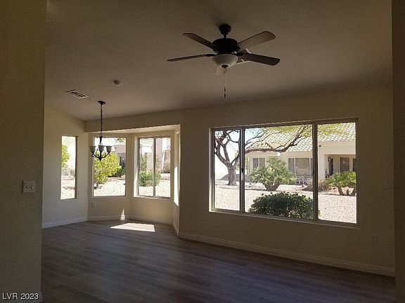 4th image of 8600 Bayland Dr
