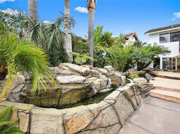 16449 Ladona Cir, Huntington Beach, CA 92649