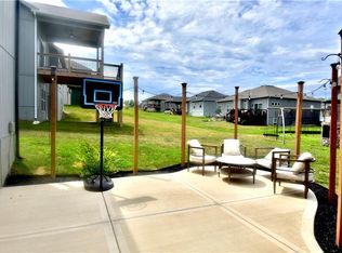 2152 Hay Market Ct, Liberty, MO 64068