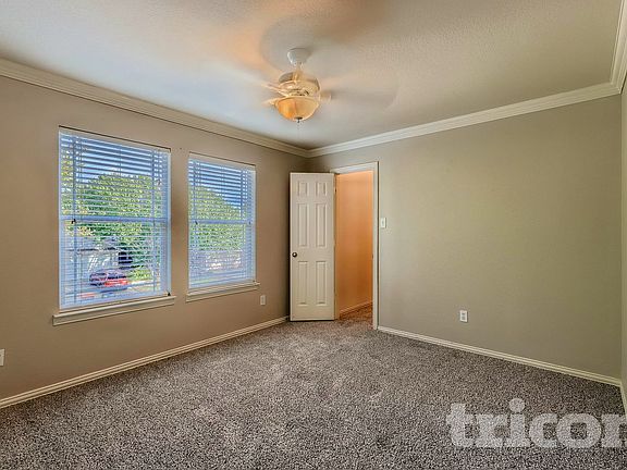5th image of 412 Creekside Dr