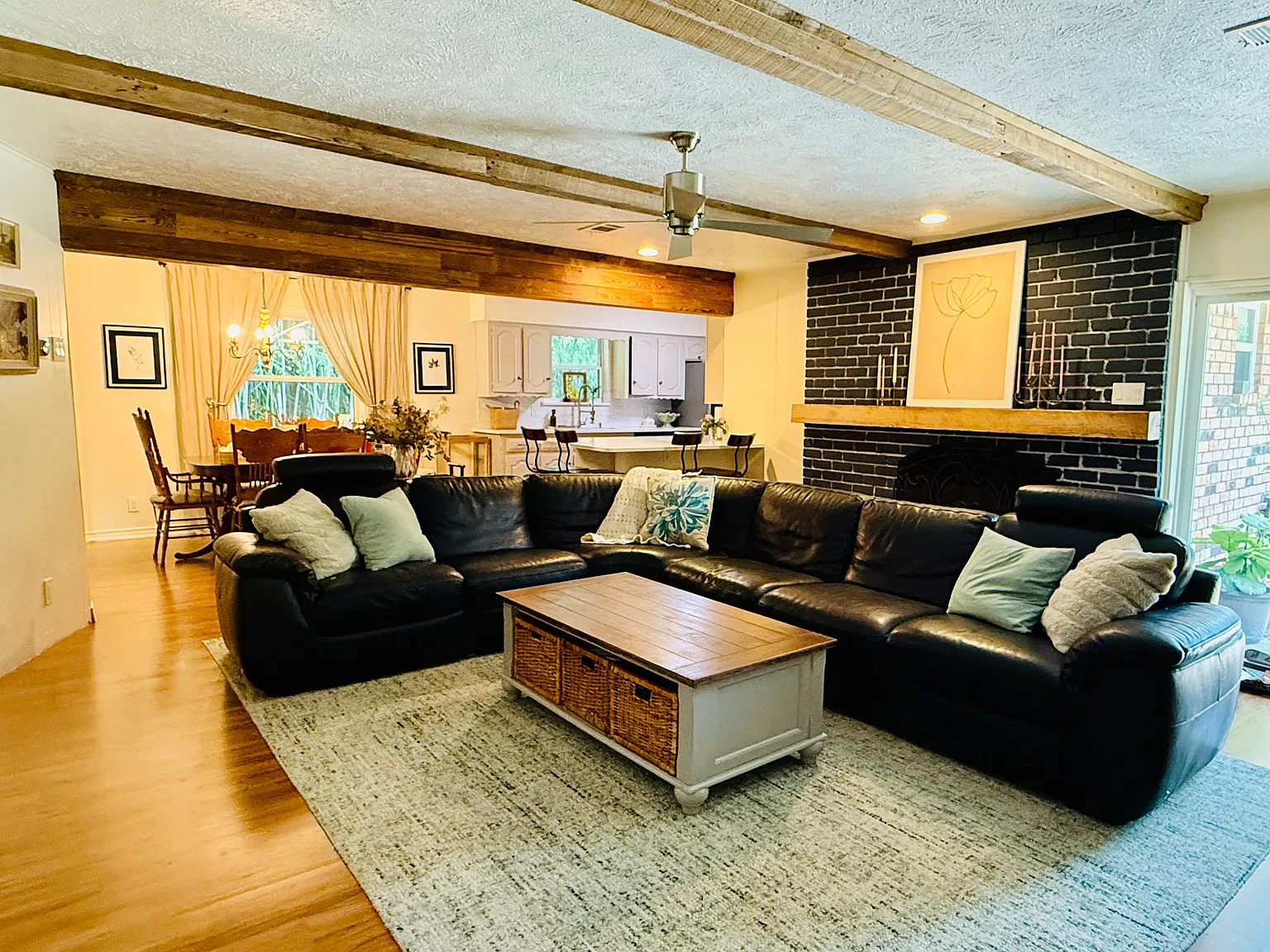 3 bed, 1850 sqft, $2,400 — Photo 4