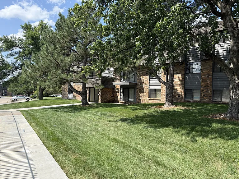 Meadow Wood — Photo 18