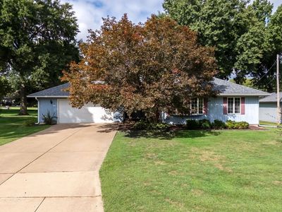 1530 29th St, Bettendorf, IA, 52722