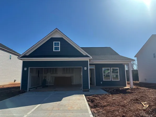 724 Gilgal Ln, Wellford, SC 29385