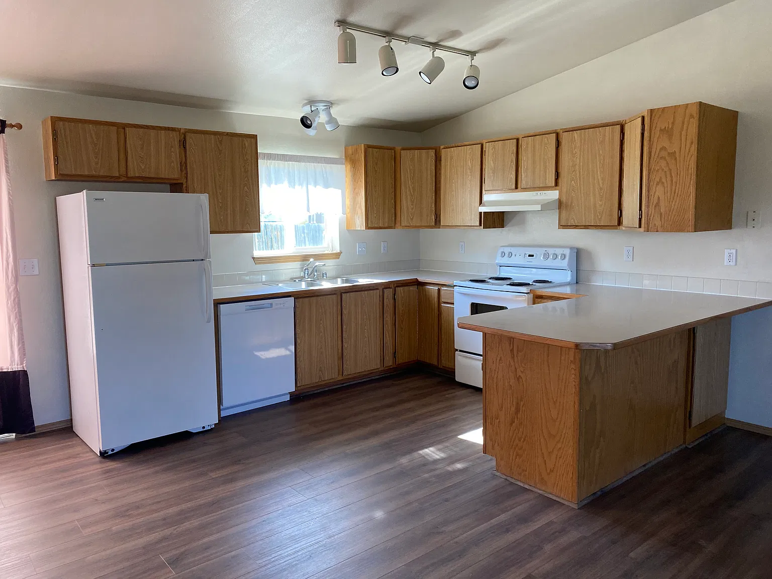 S Meadows Dr, Kalispell — Photo 4