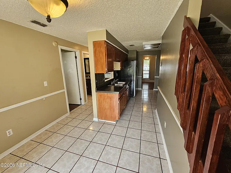 8176 Kilwinning Ln — Photo 7