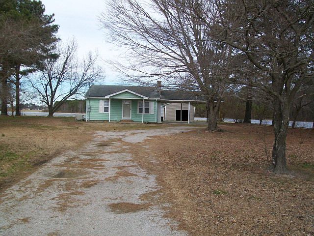 2nd image of 8658 Revell Rd