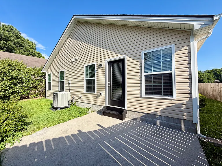 205 Shell Ct — Photo 20