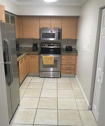 2nd image of 3300 NE 191st St APT 1114