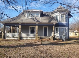 11 Michigan St, Oswego, KS 67356