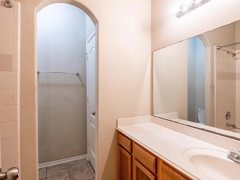 24622 Colonial Birch Ln — Photo 21