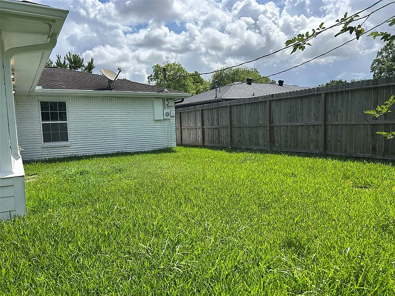 17006 David Glen Dr — Photo 22