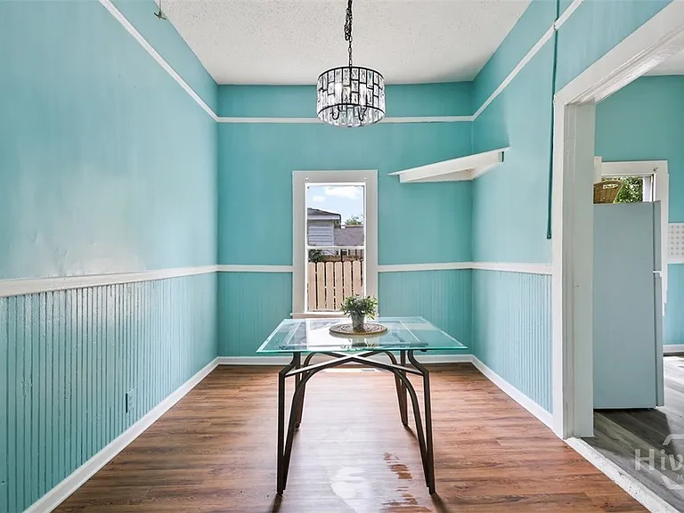 917 Elliott Ave — Photo 14