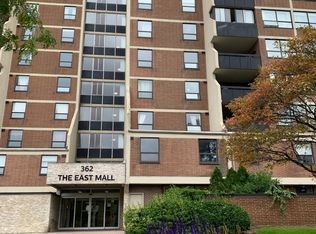 362 The East Mall #1109, Toronto, ON M9B 6C4