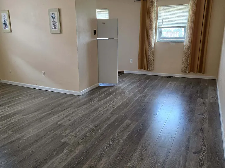 1816 Berwyn St #2 — Photo 9