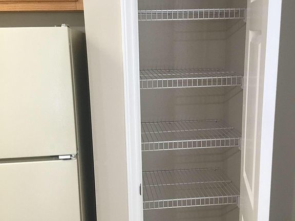 3rd image of 103 Park Place Ave APT B