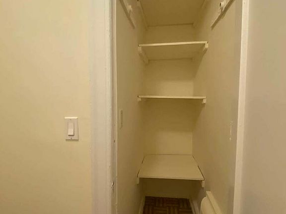 4th image of 623 W 185th St #F