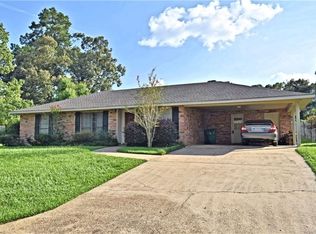 136 Deerbrook Trl, Pineville, LA 71360