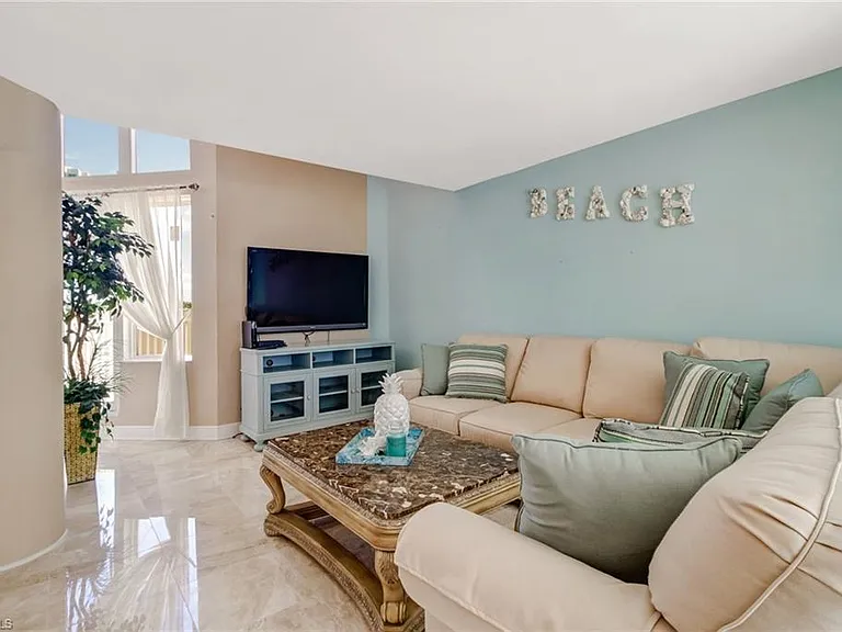 4041 Gulf Shore Blvd N #308 — Photo 5