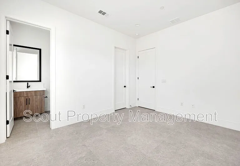 32195 Daybrook Ter — Photo 38