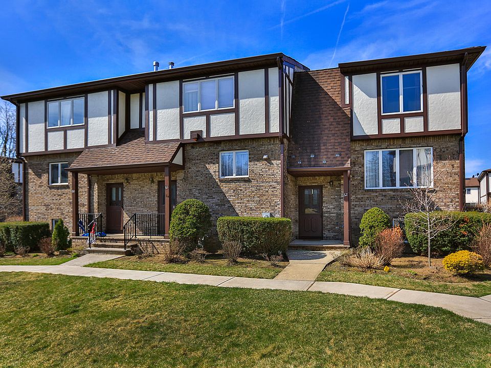 1st image of 62 Canterbury Ln