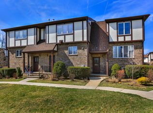 62 Canterbury Ln, New Milford, NJ 07646