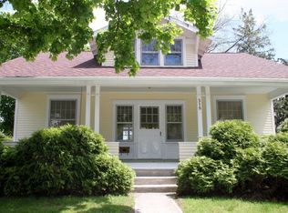 319 S Summit St, Bowling Green, OH 43402