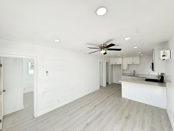 2nd image of 6419 Prospect Ave #E
