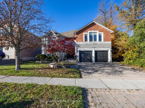 1636 Glenforest Blvd, Peterborough, ON K9K 2L5