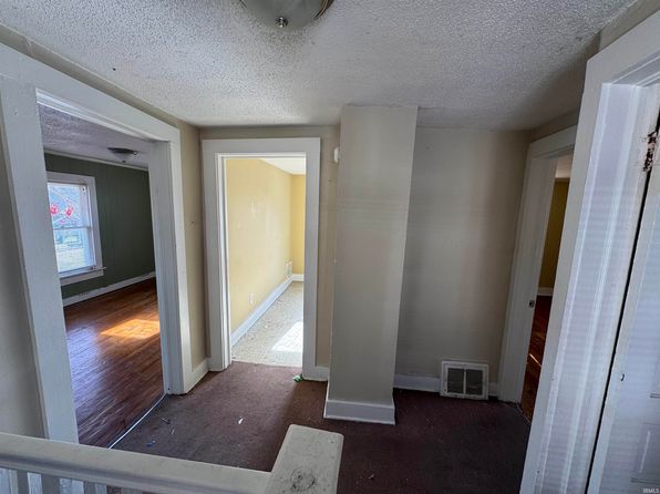 fort-wayne-indiana-73109611 picture