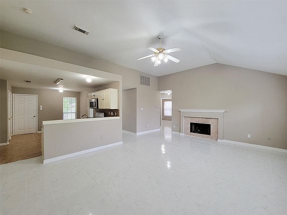 3rd image of 5322 Rivergate Dr