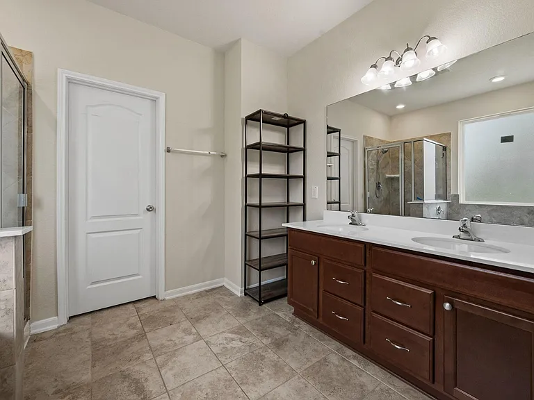 20602 Pioneer Oak Ln — Photo 18