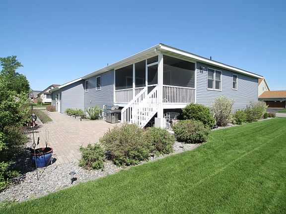 2nd image of 724 20th Ave N